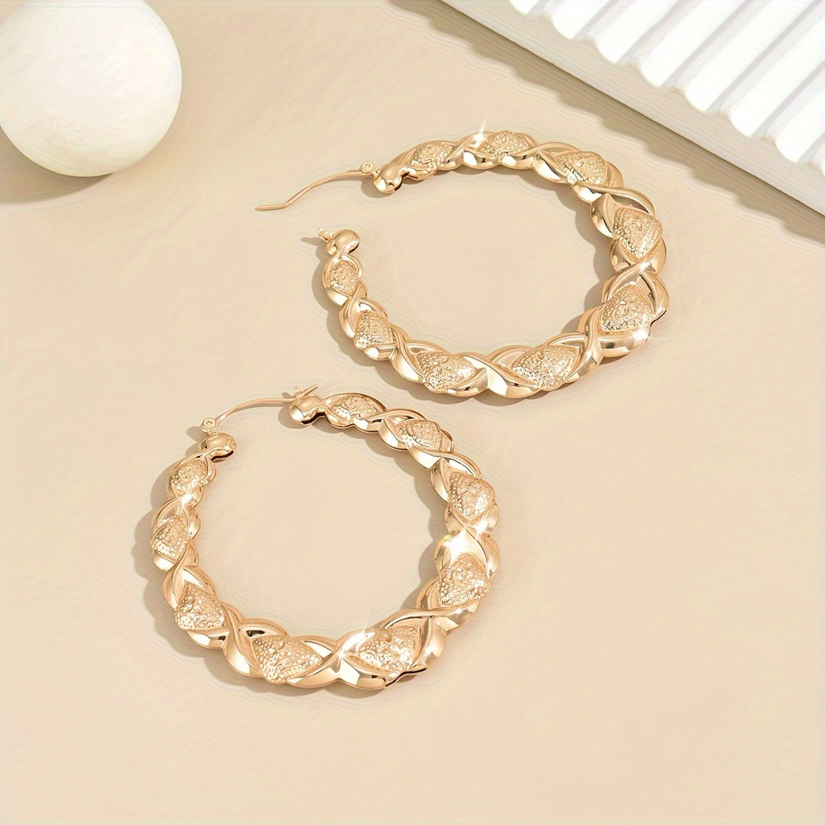 1 Pair Retro Large Hoop Earrings, Exquisite Smooth Embossed Carved Pattern Aesthetic Drop Earrings For Girls MyFave Boutique