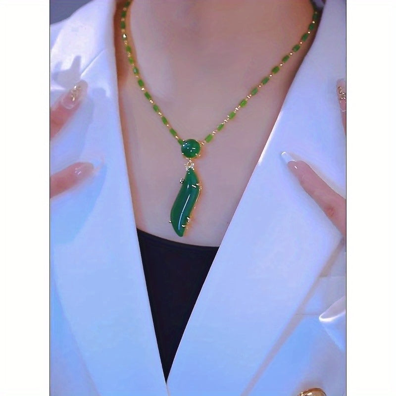 Green Color Faux Crystal Pendant Necklace Adjustable Alloy Neck Chain Jewelry Decoration Simple Style MyFave Boutique