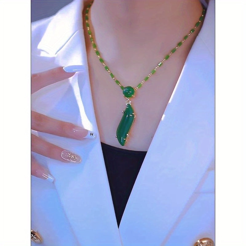 Green Color Faux Crystal Pendant Necklace Adjustable Alloy Neck Chain Jewelry Decoration Simple Style MyFave Boutique