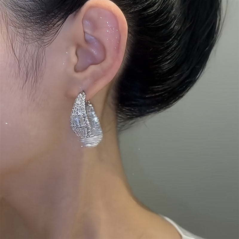 A Pair of Luxury French Zircon Statement Earrings - Hypoallergenic 925 Silver, Versatile, Unique, and Flashing Smart Front and Rear Wear Light - Perfect Holiday Gift for Women, Fashionable and Niche Accessory MyFave Boutique