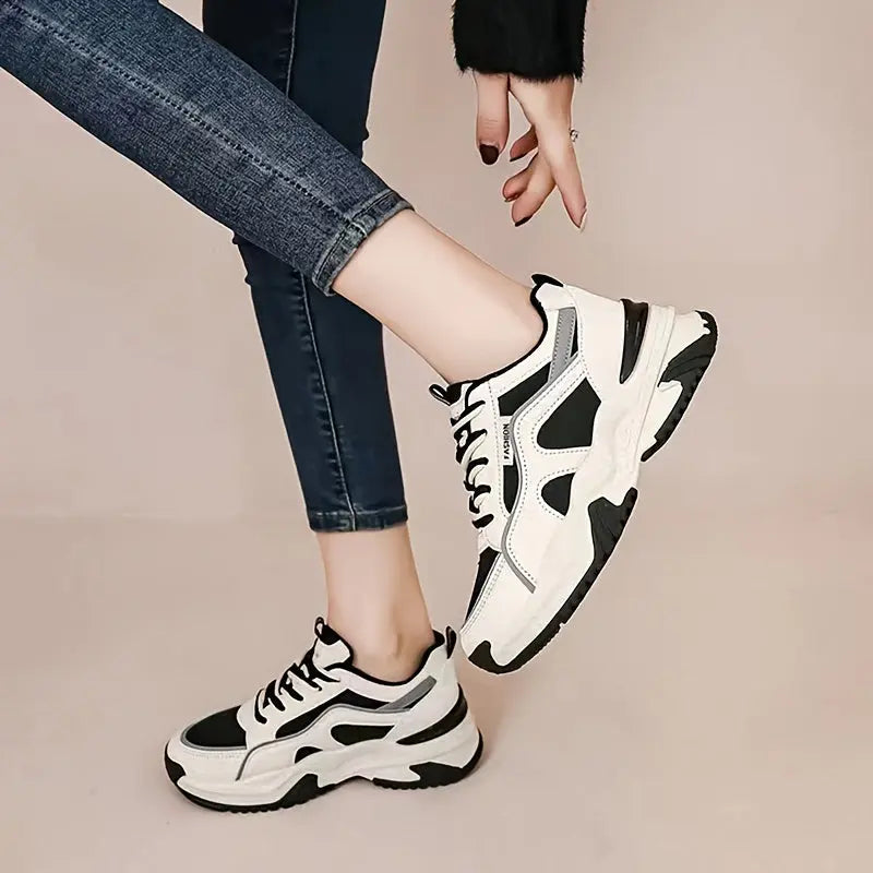 Women's Contrast Color Platform Sneakers, Casual Lace Up Outdoor Shoes, Comfortable Low Top Shoes MyFave Boutique