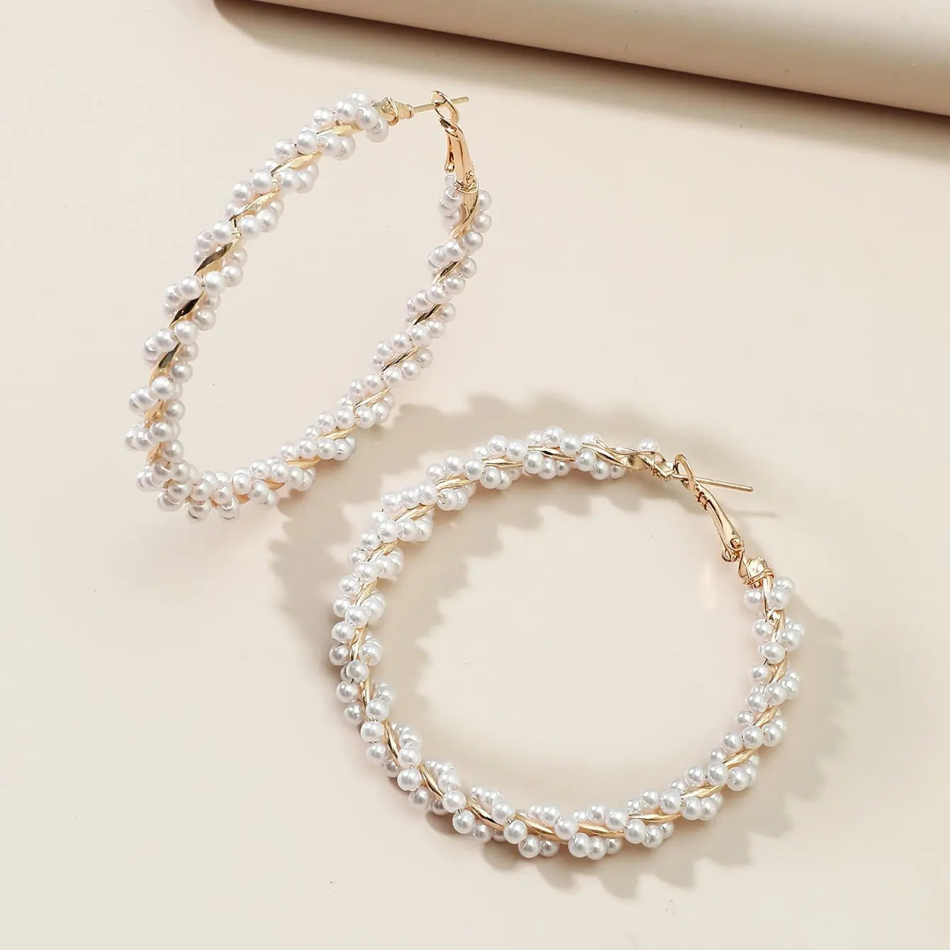 Elegant Retro Style Hoop Earrings, Luxury Temperament, Faux Pearl Circle Earrings For Women, Unique New Design Ear Buckles Jewelry MyFave Boutique