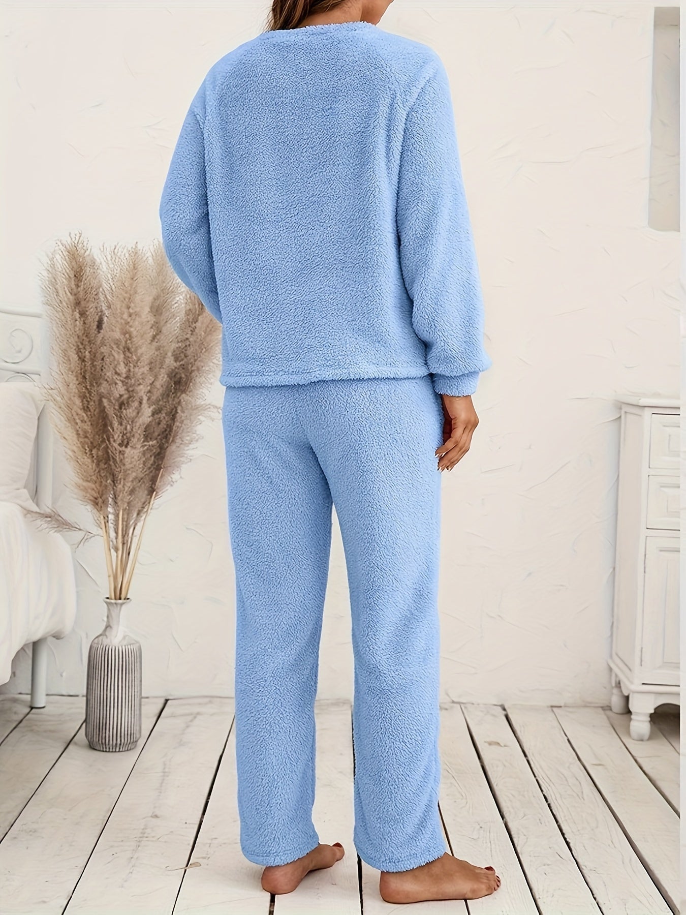 Women's Casual Solid Fleece Thick Pajama Set, Long Sleeve Round Neck Top & Pants, Comfortable Relaxed Fit For Fall & Winter MyFave Boutique