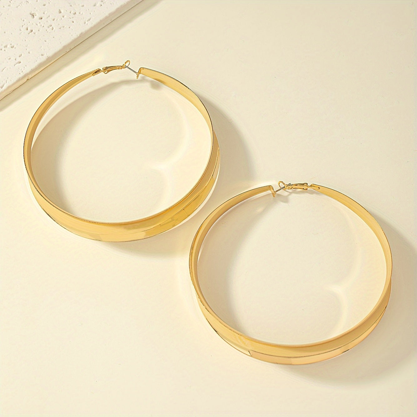 1 Pair Trendy Minimalist Hoop Earrings, Luxurious And Exaggerated Metal Oversized Statement Earrings For Vacation And Party Wearing MyFave Boutique