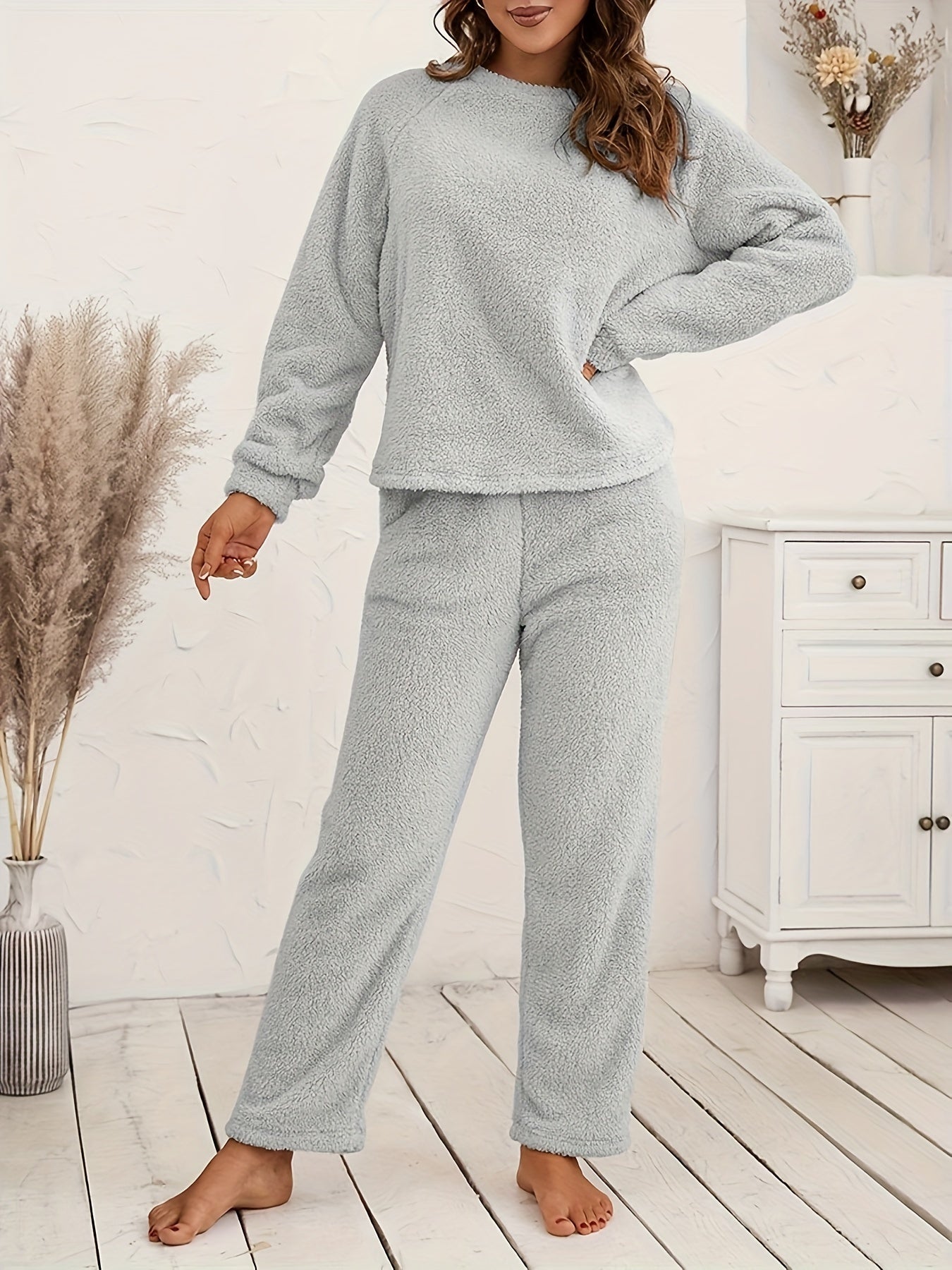 Women's Casual Solid Fleece Thick Pajama Set, Long Sleeve Round Neck Top & Pants, Comfortable Relaxed Fit For Fall & Winter MyFave Boutique