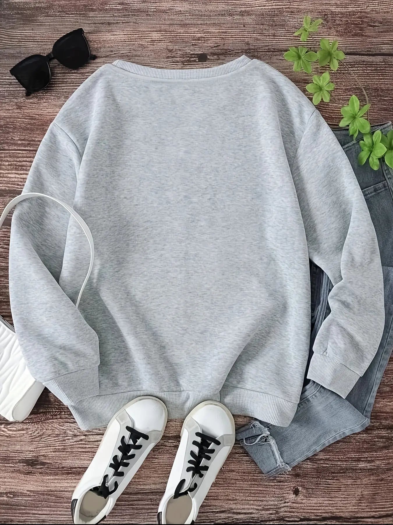 Merry Christmas Print Pullover Sweatshirt, Casual Long Sleeve Crew Neck Sweatshirt For Fall & Winter, Women's Clothing MyFave Boutique