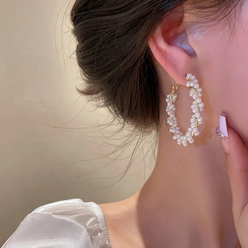 Elegant Retro Style Hoop Earrings, Luxury Temperament, Faux Pearl Circle Earrings For Women, Unique New Design Ear Buckles Jewelry MyFave Boutique